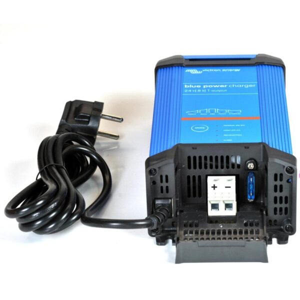 Blue Power IP22 Laddare 24/8(1) 230V CEE 7/7